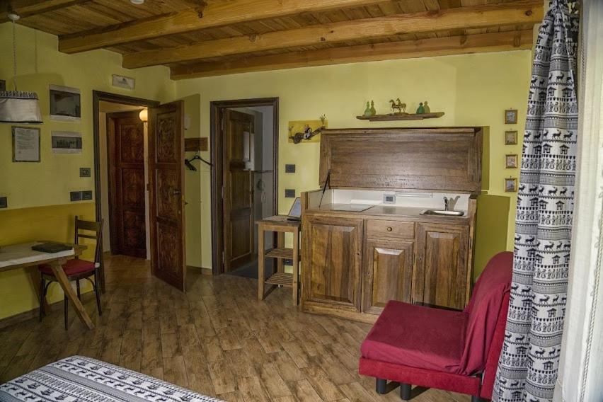 Agriturismo B&B Chevres A Cheval Charvensod Luaran gambar